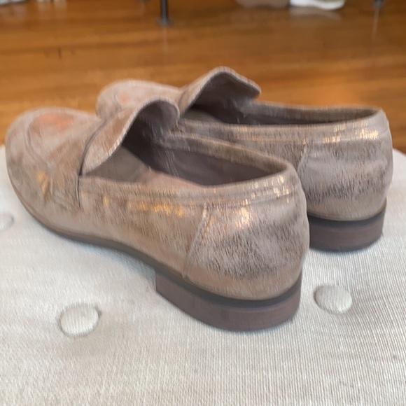 Clarks Ultimate Comfort Collection Gold Shimmer Penny Loafers Women's 8M - Picture 5 of 15